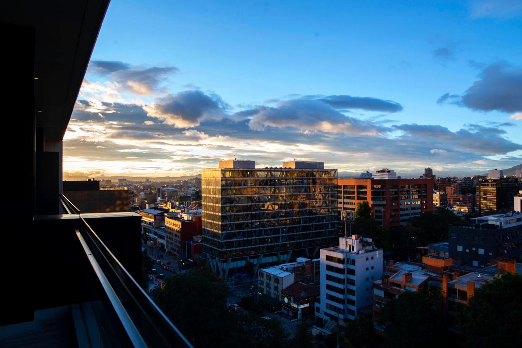 8010 Urban Living- Luxury Home Experience Bogotá Dış mekan fotoğraf